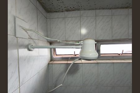 Apartamento à venda com 43m², 2 quartos e 1 vagaBanheiro Social