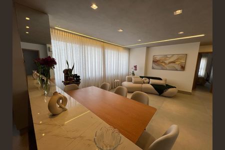 Sala de apartamento para alugar com 3 quartos, 97m² em Setor Bueno, Goiânia