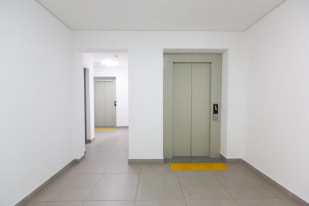 Apartamento à venda com 50m², 1 quarto e 1 vaga Apartamento à venda com 50m², 1 quarto e 1 vagaHall - Elevador