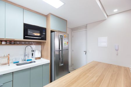 Apartamento à venda com 50m², 1 quarto e 1 vaga Apartamento à venda com 50m², 1 quarto e 1 vagaCozinha - Armários