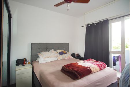 Quarto de apartamento à venda com 1 quarto, 48m² em Bom Jesus, Porto Alegre