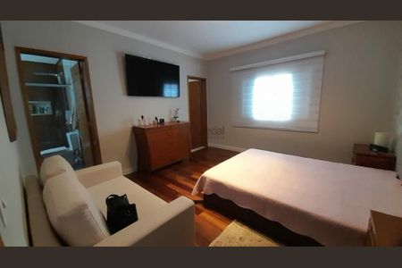 Casa à venda com 3 quartos, 280m² em Vila Carrão, São Paulo