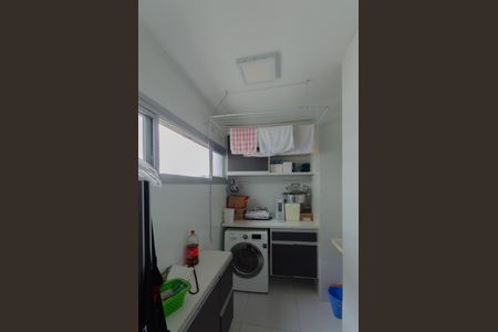 Apartamento à venda com 94m², 3 quartos e 1 vagaÁrea de Serviço