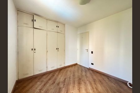 Quarto de apartamento à venda com 1 quarto, 44m² em Itaim Bibi, São Paulo