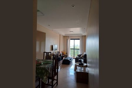 Sala de apartamento para alugar com 2 quartos, 60m² em Jardim Tupanci, Barueri