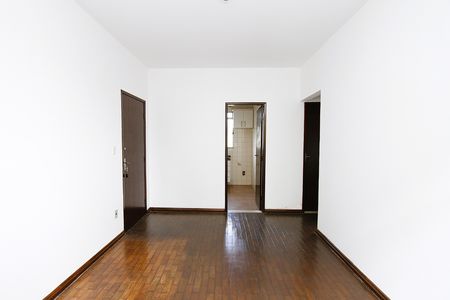Sala de apartamento para alugar com 2 quartos, 50m² em Sagrada Família, Belo Horizonte