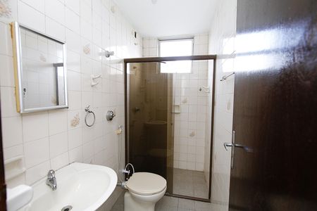 Apartamento para alugar com 50m², 2 quartos e sem vagaBanheiro