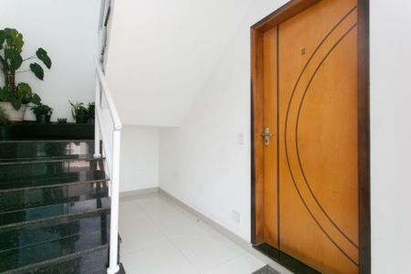 Casa de condomínio à venda com 65m², 2 quartos e 1 vagaEntrada 