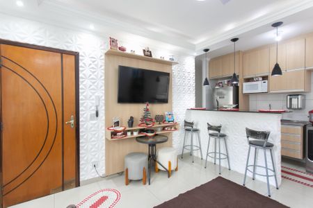 Sala de casa de condomínio à venda com 2 quartos, 65m² em Vila Regina, São Paulo