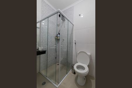 Casa de condomínio à venda com 160m², 3 quartos e 3 vagas Casa de condomínio à venda com 160m², 3 quartos e 3 vagasBanheiro Suíte 2