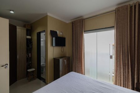 Casa de condomínio à venda com 160m², 3 quartos e 3 vagas Casa de condomínio à venda com 160m², 3 quartos e 3 vagasSuíte 3