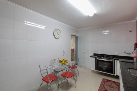 Casa de condomínio à venda com 160m², 3 quartos e 3 vagas Casa de condomínio à venda com 160m², 3 quartos e 3 vagasCozinha