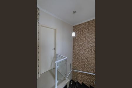 Casa de condomínio à venda com 160m², 3 quartos e 3 vagas Casa de condomínio à venda com 160m², 3 quartos e 3 vagasCorredor