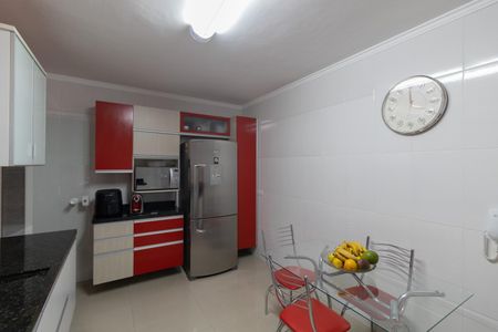 Casa de condomínio à venda com 160m², 3 quartos e 3 vagas Casa de condomínio à venda com 160m², 3 quartos e 3 vagasCozinha