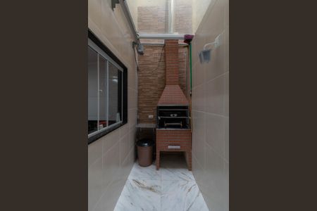 Casa de condomínio à venda com 160m², 3 quartos e 3 vagas Casa de condomínio à venda com 160m², 3 quartos e 3 vagasChurrasqueira