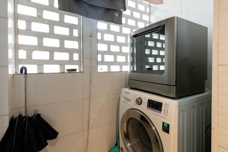 Apartamento à venda com 80m², 3 quartos e sem vaga Apartamento à venda com 80m², 3 quartos e sem vagaLavanderia