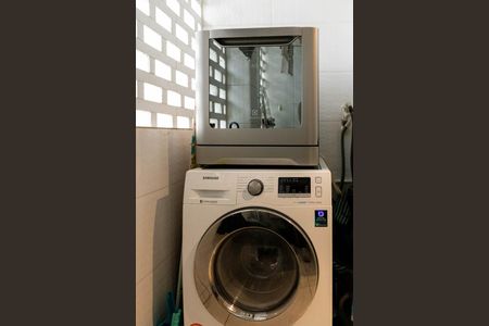 Apartamento à venda com 80m², 3 quartos e sem vaga Apartamento à venda com 80m², 3 quartos e sem vagaLavanderia