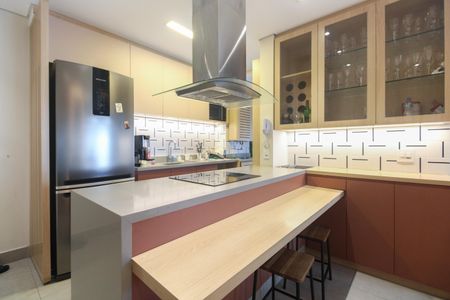 Apartamento à venda com 85m², 2 quartos e 2 vagasCozinha