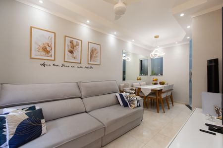 Sala de casa de condomínio à venda com 2 quartos, 59m² em Parada XV de Novembro, São Paulo