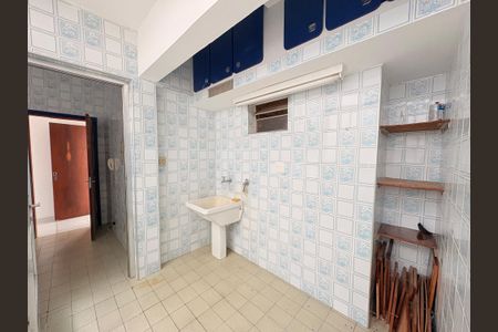 Apartamento à venda com 130m², 2 quartos e sem vagaÁrea de Serviço