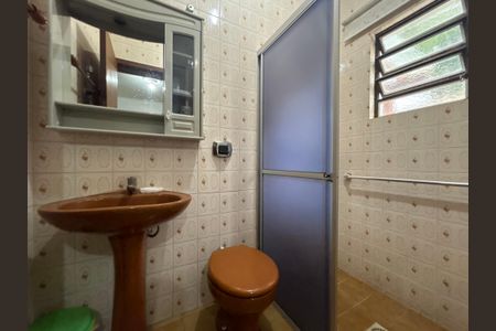 Casa à venda com 390m², 4 quartos e 2 vagasBanheiro 3