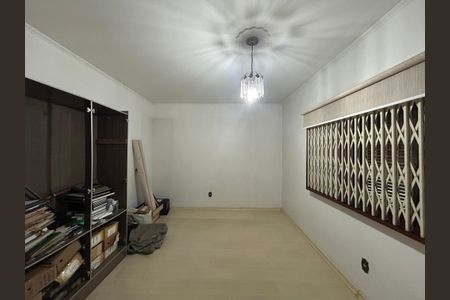 Casa à venda com 390m², 4 quartos e 2 vagasQuarto 4