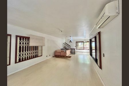 Sala de casa à venda com 4 quartos, 390m² em Ideal, Novo Hamburgo