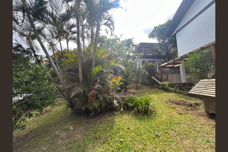 Casa à venda com 390m², 4 quartos e 2 vagasPátio