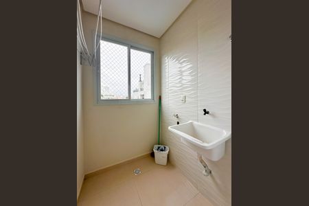 Apartamento para alugar com 64m², 2 quartos e 1 vagaÁrea de Serviço