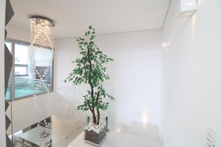 Apartamento à venda com 133m², 1 quarto e 2 vagasLustre