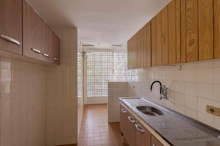 Apartamento à venda com 66m², 2 quartos e 1 vagaCozinha