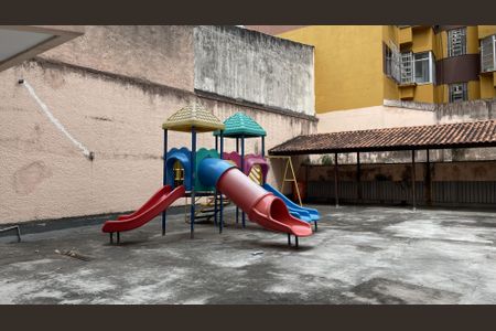 Apartamento à venda com 66m², 2 quartos e 1 vagaÁrea comum