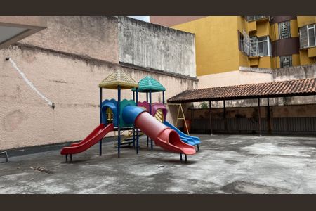 Apartamento à venda com 66m², 2 quartos e 1 vagaÁrea comum