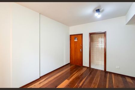 Apartamento para alugar com 110m², 3 quartos e 1 vagaSala
