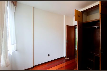 Apartamento para alugar com 110m², 3 quartos e 1 vagaQuarto 2