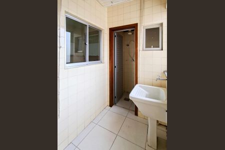 Apartamento para alugar com 110m², 3 quartos e 1 vagaÁrea de Serviço