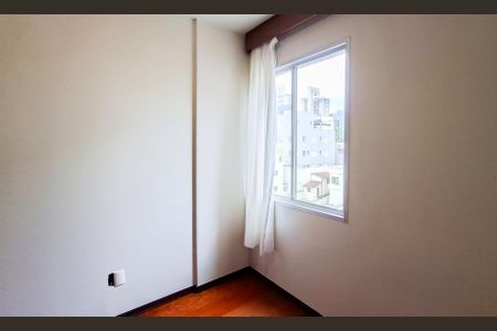 Apartamento para alugar com 110m², 3 quartos e 1 vagaQuarto