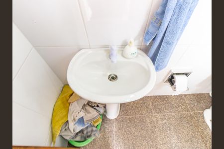 Casa à venda com 240m², 3 quartos e 3 vagas Casa à venda com 240m², 3 quartos e 3 vagasBanheiro de Serviço