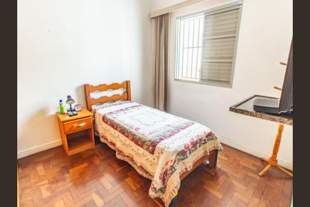 Casa à venda com 240m², 3 quartos e 3 vagas Casa à venda com 240m², 3 quartos e 3 vagasQuarto 2