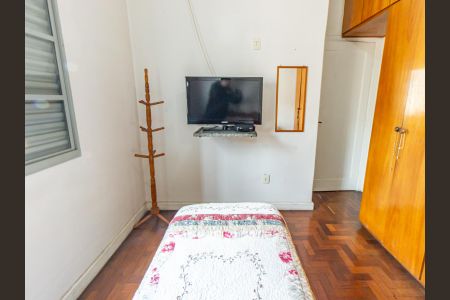 Casa à venda com 240m², 3 quartos e 3 vagas Casa à venda com 240m², 3 quartos e 3 vagasQuarto 2