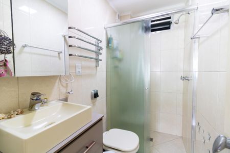 Apartamento para alugar com 103m², 3 quartos e sem vagaBanheiro da Suíte