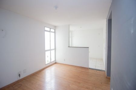 Sala de apartamento para alugar com 2 quartos, 65m² em Bom Jesus, Contagem