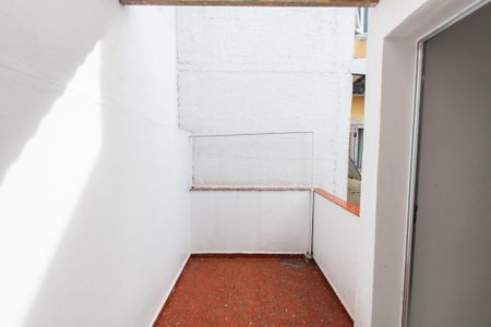 Casa à venda com 80m², 2 quartos e sem vagaÁrea de serviço