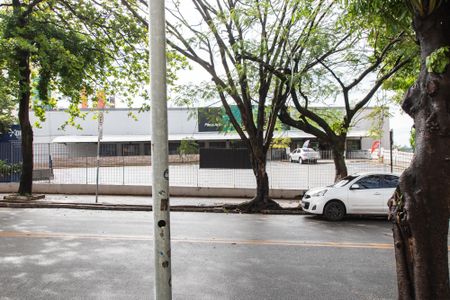 Vista da sala de casa à venda com 2 quartos, 80m² em Vila Monumento, São Paulo