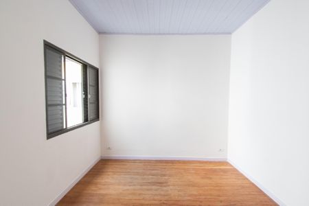 Casa à venda com 80m², 2 quartos e sem vagaSuíte