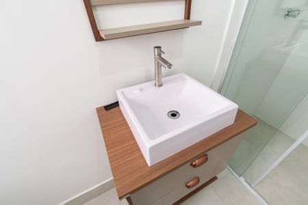 Casa à venda com 80m², 2 quartos e sem vagaBanheiro da suíte