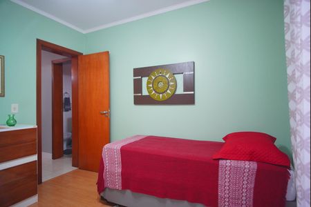 Casa à venda com 220m², 3 quartos e 2 vagasQuarto 2