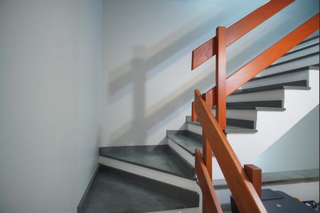 Casa à venda com 220m², 3 quartos e 2 vagasEscada - Sótão