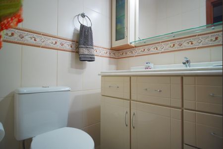 Casa à venda com 220m², 3 quartos e 2 vagasBanheiro Corredor