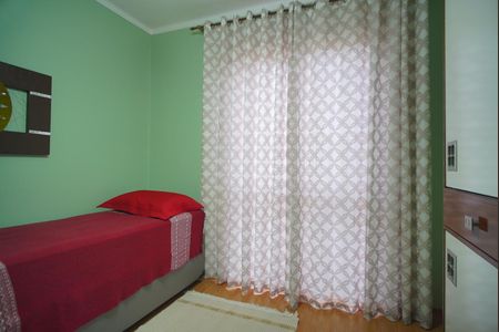 Casa à venda com 220m², 3 quartos e 2 vagasQuarto 2